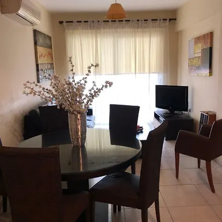 דירה Lefki *